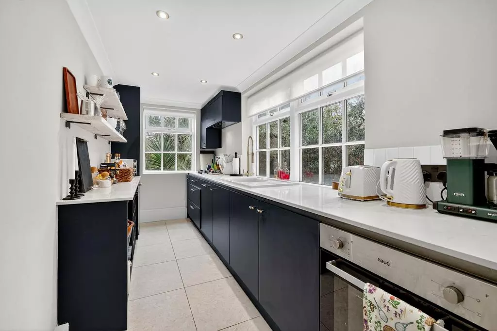 image-4-1024x1024 (1).webp