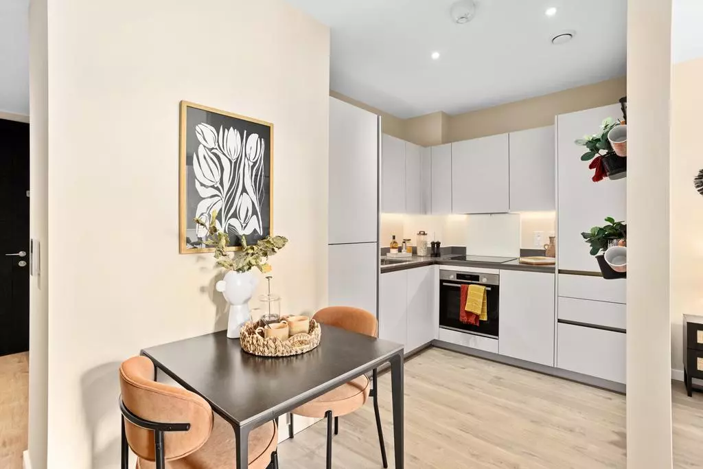 image-3-1024x1024 (3).webp